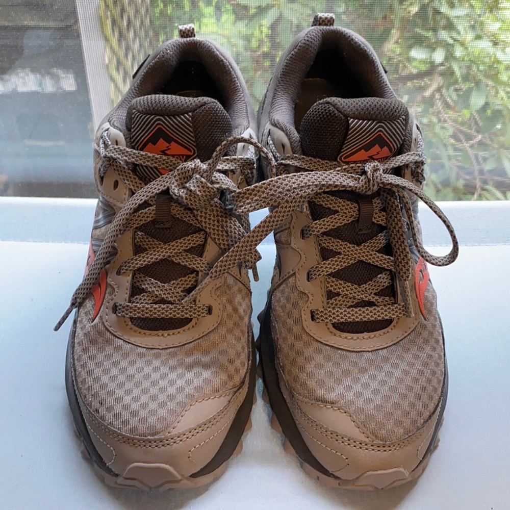 saucony trail shoes